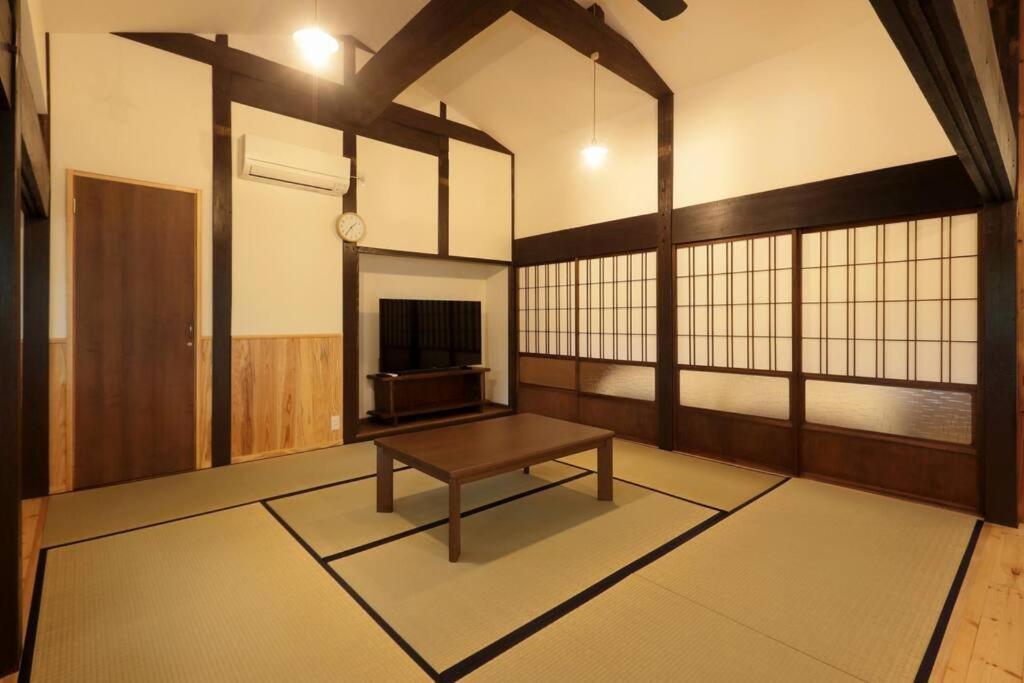 【コテージくぎの】大谷川沿いの露天風呂があるコテージ Minamiaso Exterior foto